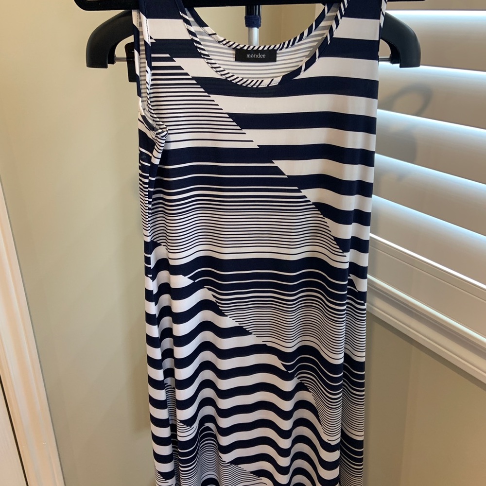Navy and white sleeveless dress. Poly/ spandex blend. Size M. Worn once